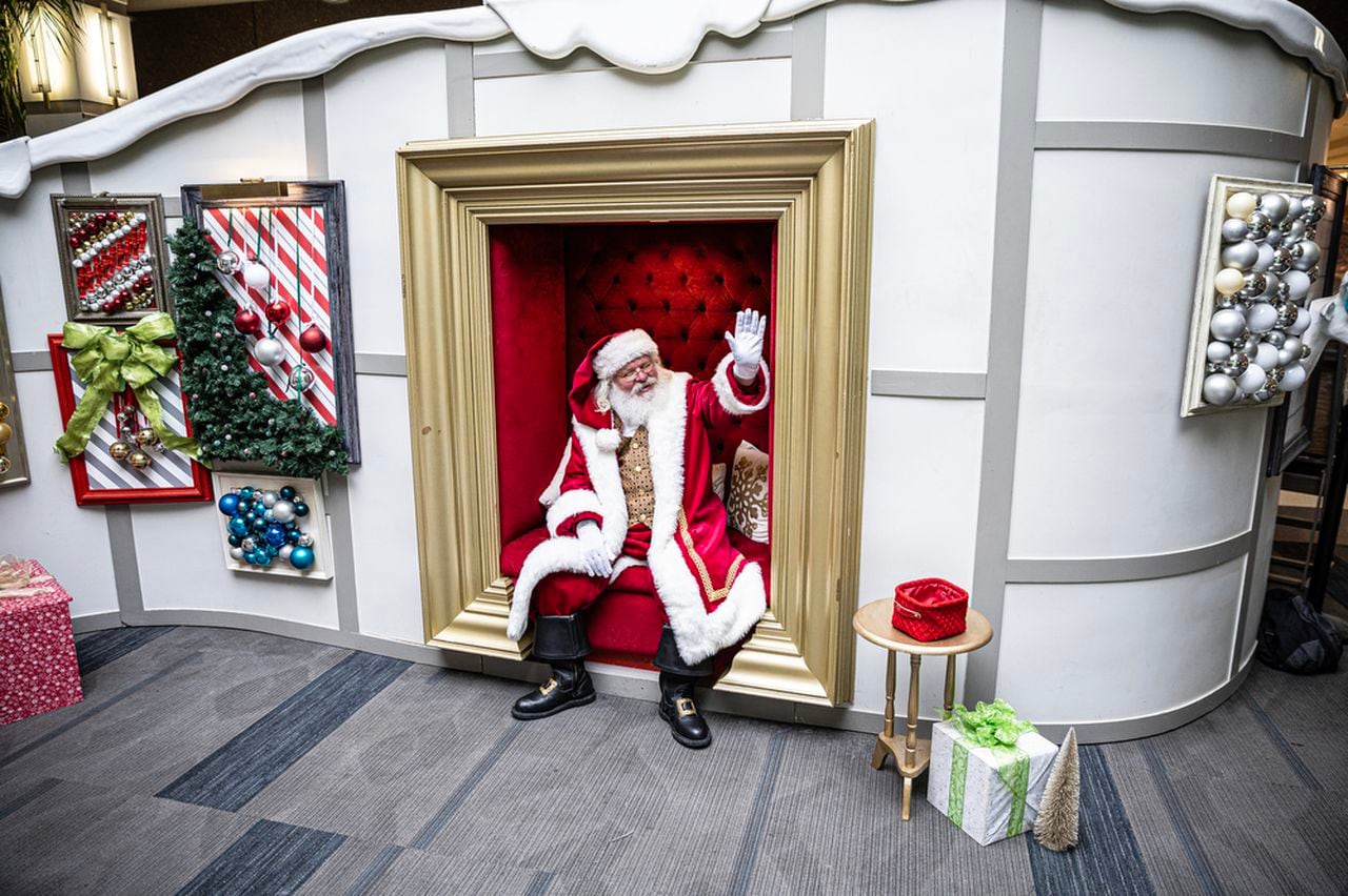 Santa Claus at Capital City Mall